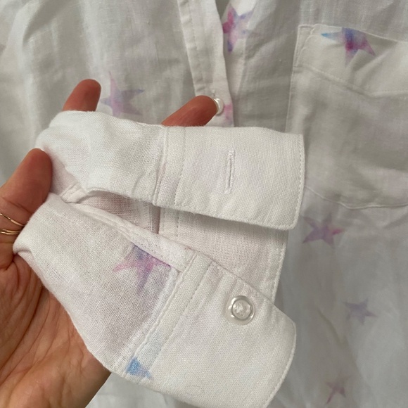 Rails Womens Charli Tie Dye Stars White Linen Blend Shirt Blouse Top Size XS - Picture 3 of 9